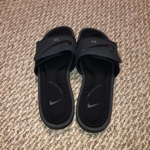 Nike slides